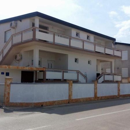 ויר Apartmani Matovina מראה חיצוני תמונה