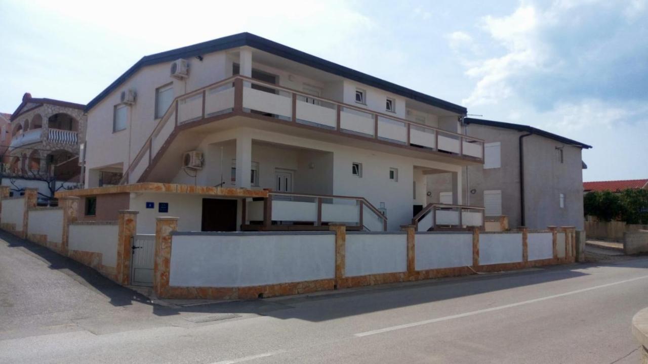 ויר Apartmani Matovina מראה חיצוני תמונה