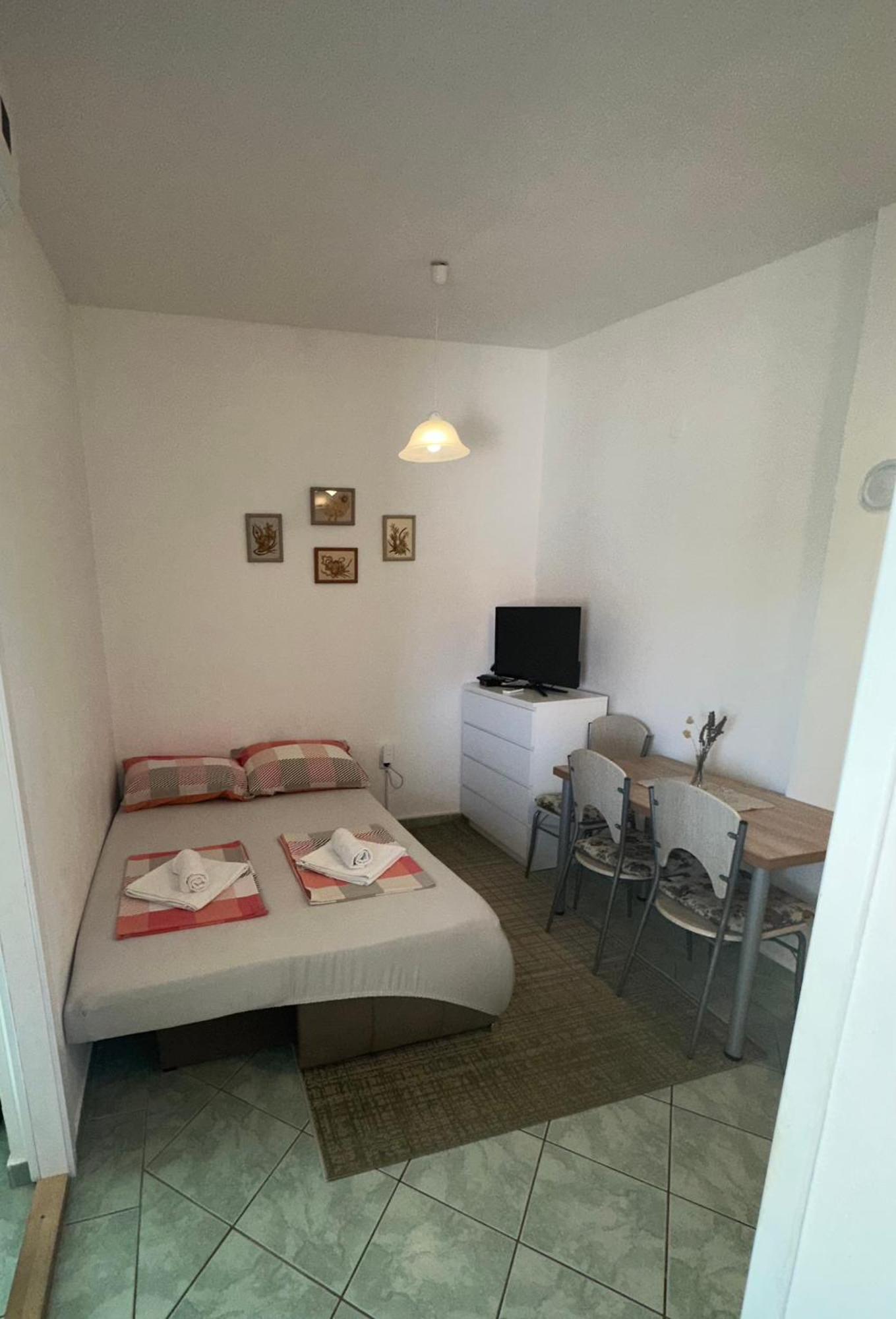 ויר Apartmani Matovina מראה חיצוני תמונה